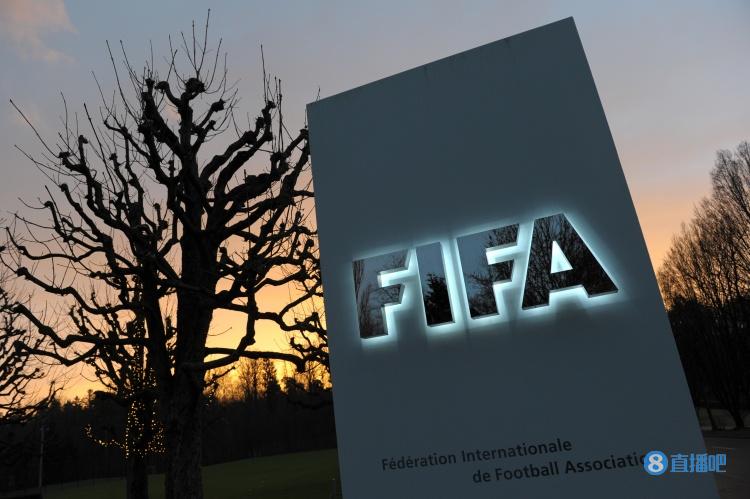 FIFA：夏窗职业男足球员转会费总额达50亿美元 经纪人收入近5亿