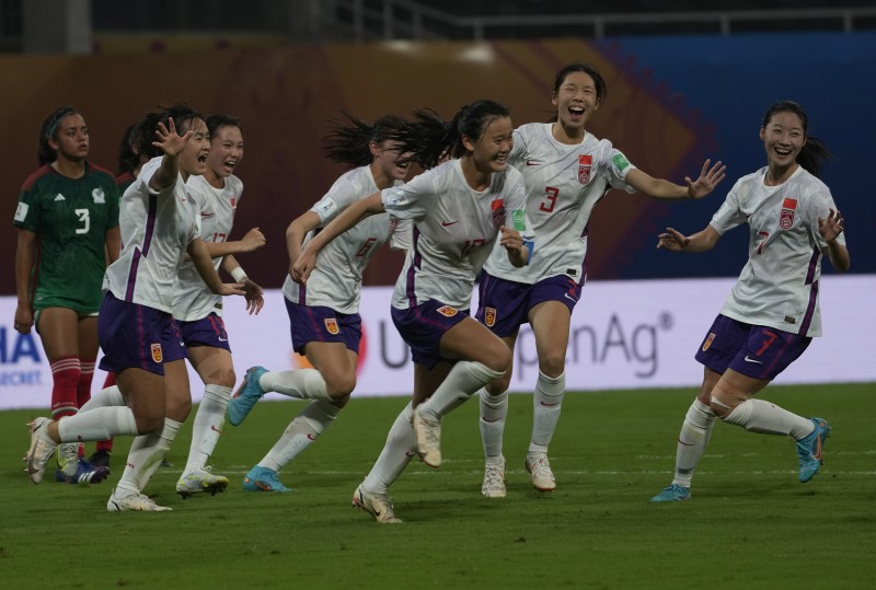 【QY球友会】中国女足名宿浦玮寄语U17女足：快乐奔跑！努力前行！