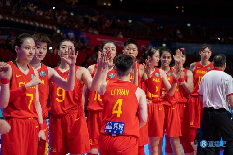 ?中国女篮夺世界亚军平历史最佳，你认为对中国足球有何启示？