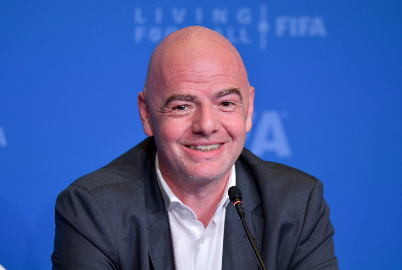 足球让世界团结在一起——新华社专访国际足联主席因凡蒂诺