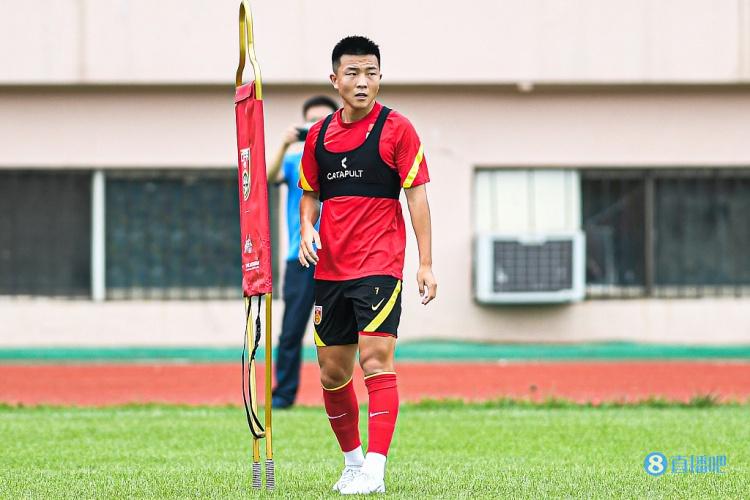 【QY球友会】记者：U21国足结束隔离后球员返回俱乐部，中超下轮恢复U23政策