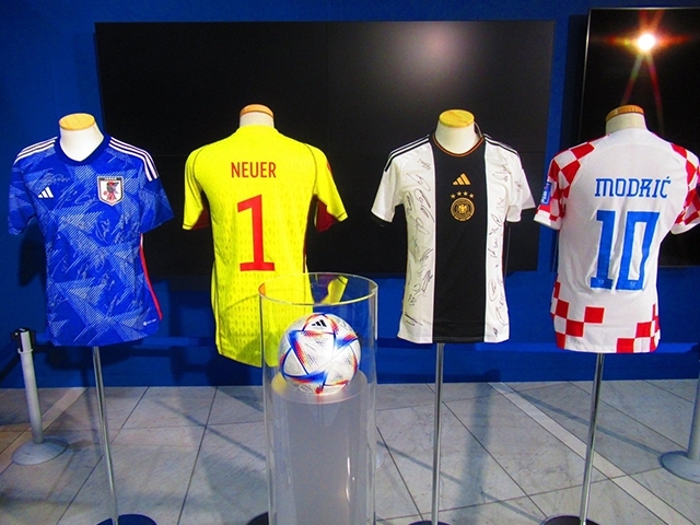 日本队世界杯球衣在日本足球博物馆展出 权田修一将举办谈话活动