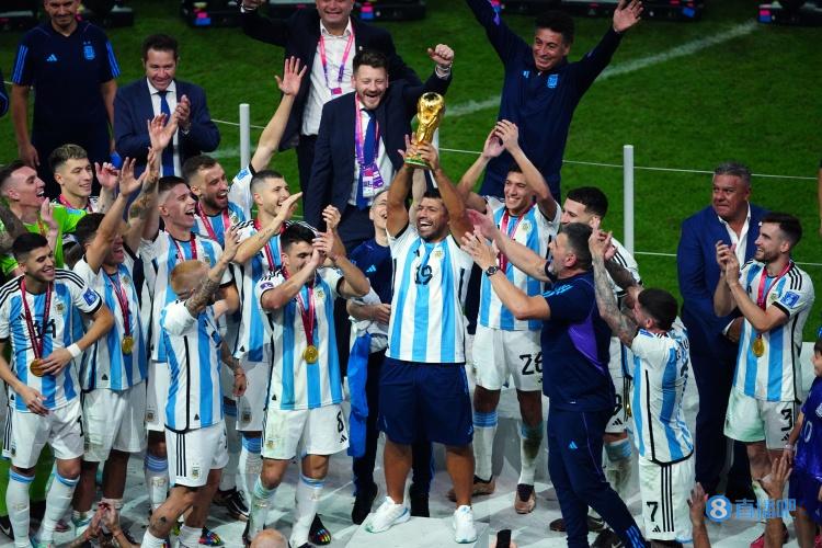 不同意放假！阿根廷庆祝夺冠全国放假一天，两个省份提出异议