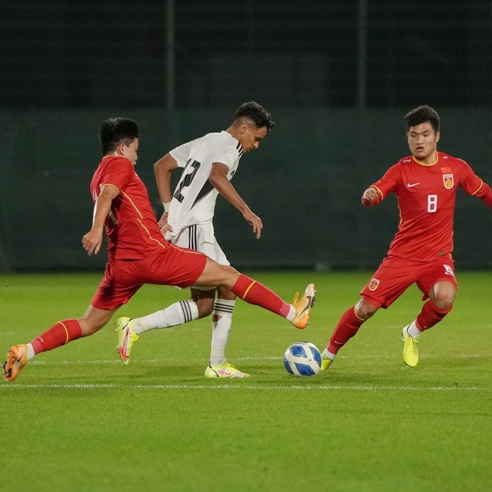 【QY球友会】北青：U20国足管理方订中餐，球队今日将在阿联酋小聚辞旧迎新