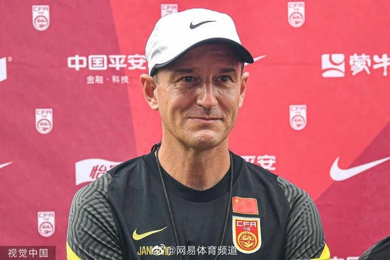 国足换帅：反正也就这样了？