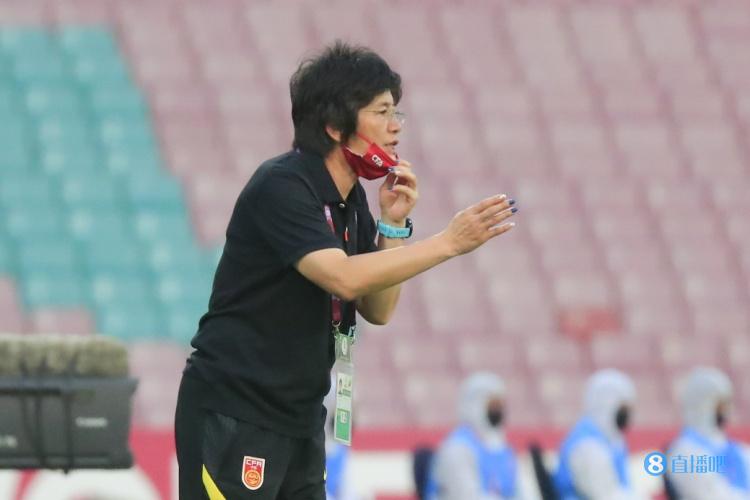 中青报：“海外球员”和“海外拉练”，是中国女足攀升的唯一途径