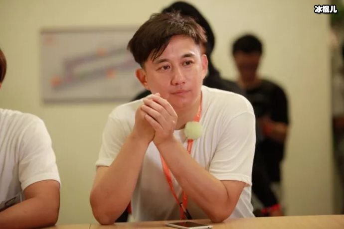 【QY球友会】黄磊和六六共同入选编剧奖，六六却不服表示黄磊就是瞎掰