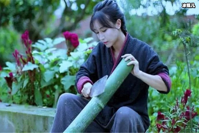 【QY球友会】李子柒解锁大蒜的“一百种做法”，心灵手巧小仙女治愈人心