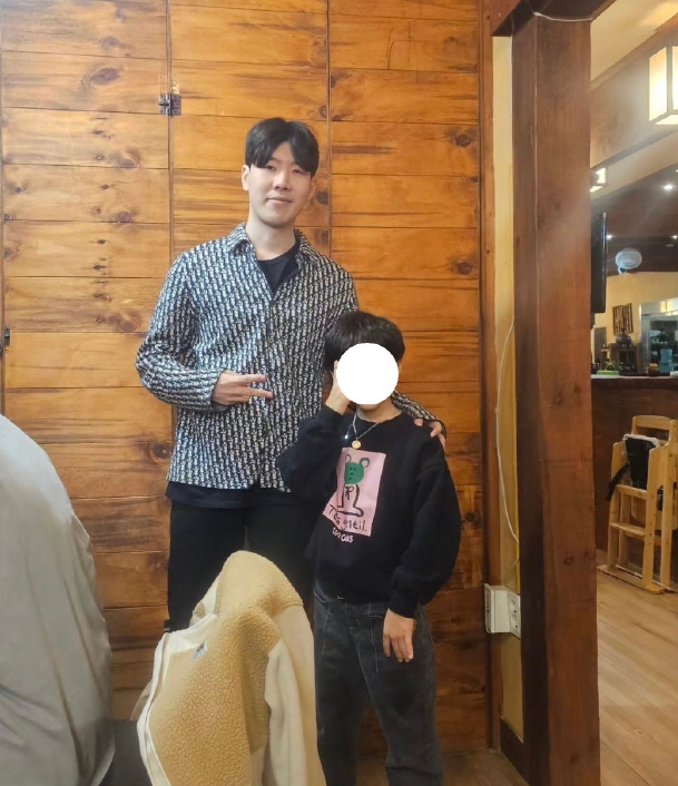 【QY球友会】Crisp评价Theshy新发型：别针对他的发型了，没你们说的那么恶劣