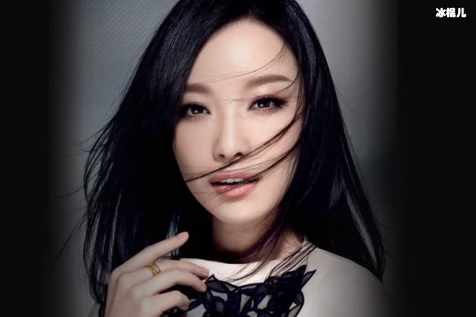 【QY球友会】倪妮在时尚界有着不错的发展，拍摄大片的表现力不输于专业模特