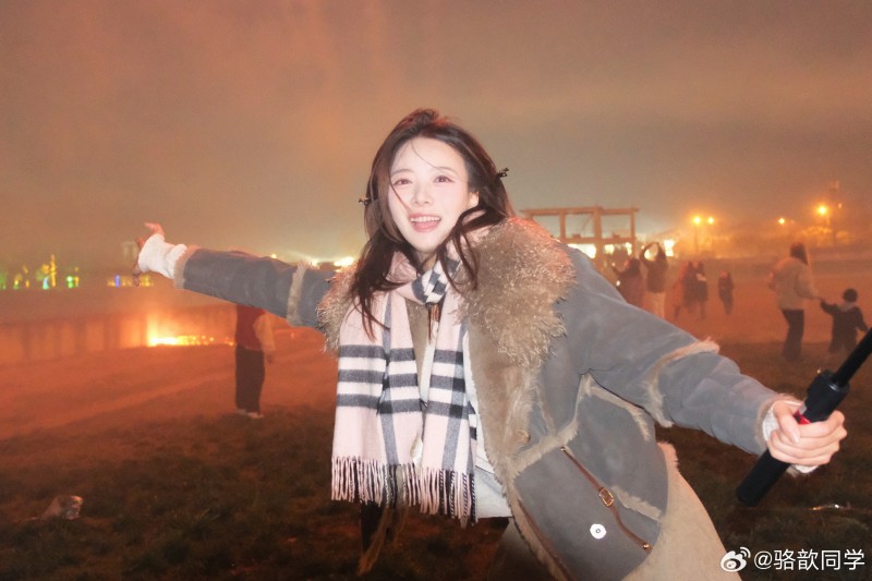 【QY球友会】主持人骆歆晒照：每一天我都比昨天更爱这个世界！！