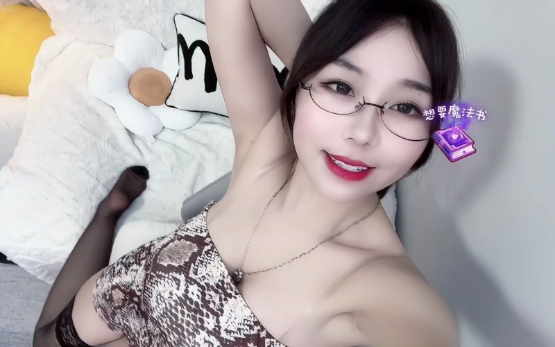 【QY球友会】虎牙2月数据：星秀贡献6900万 LOL区活跃人多 DOTA2日渐式微