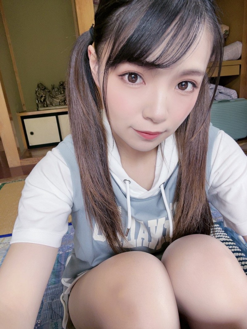 【QY球友会】鸟乐妃奈(鳥楽ひな)出道作品番号及封面，鸟乐妃奈个人简介【EV扑克下载】