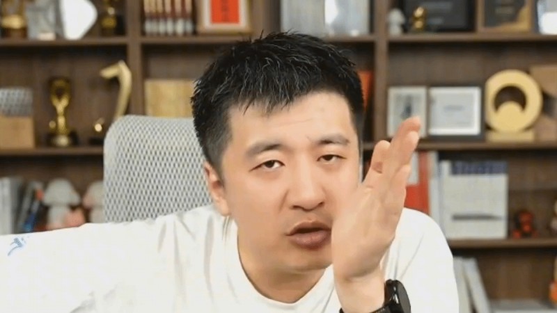 【QY球友会】张雪峰谈游戏行业：游戏最重要的不是画面 而是剧情和吸引氪金