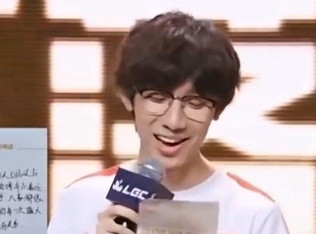 【QY球友会】老头杯败决宝蓝队采访：你看明天Xiyang虐不虐他们就完事了