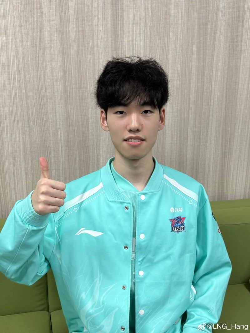 【QY球友会】决胜局顶级牛头！LNG辅助Hang：很开心进入登峰组！后面继续努力