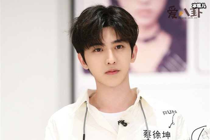 【QY球友会】蔡旭坤自曝母亲职业, 蔡旭坤是妈妈是做什么的？