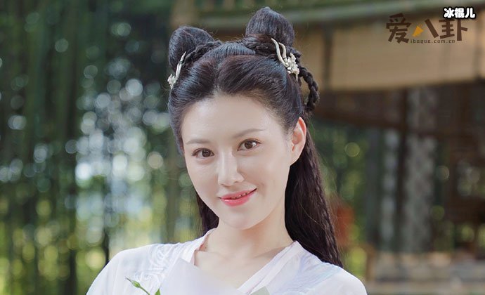 【QY球友会】琉璃紫狐是谁演的？扮演者侯梦瑶资料背景揭秘
