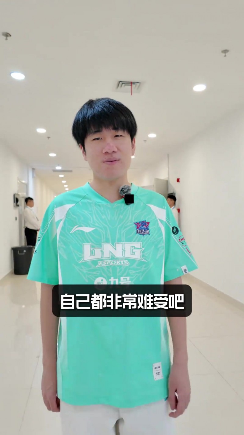 【QY球友会】赛后采访 GALA:每年都有新的AD选手夺冠,我也想要夺冠!