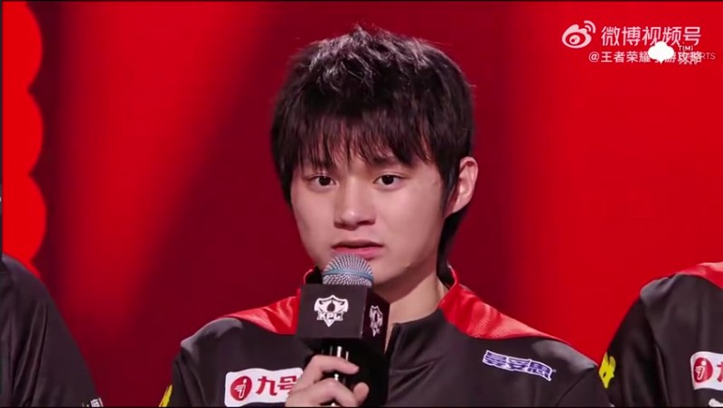 【QY球友会】AG中单长生直言:努力就有收获,这次才能战胜KSG!