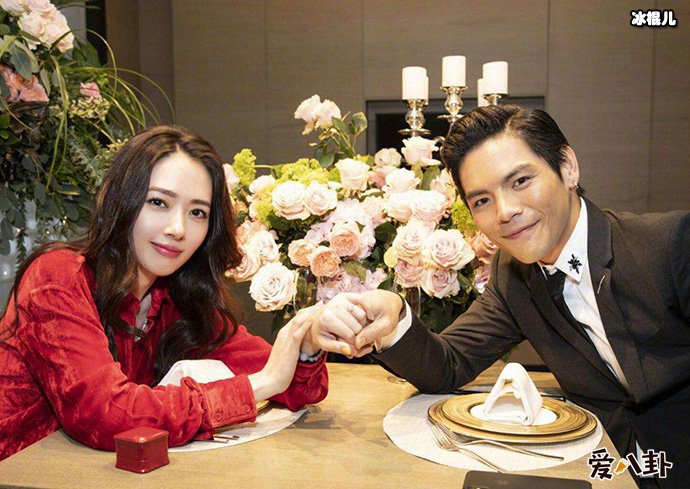 【QY球友会】向佐八卦都有哪些? 他为什么会喜欢郭碧婷两人为何会在一起