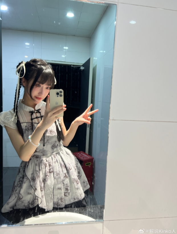 【QY球友会】解说Kinko晒照：时光杯完美收官好耶✌🏻