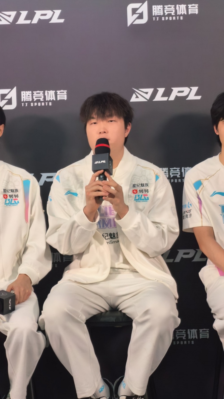 期待下你的掘墓！Bin：后面如果训练赛效果好的话会考虑选出来