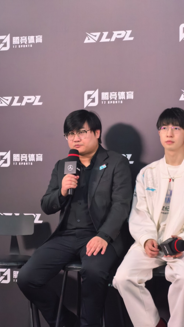 【QY球友会】感觉到处是窟窿！BLG教练：很多部分都要优化 从BP到运营和配合