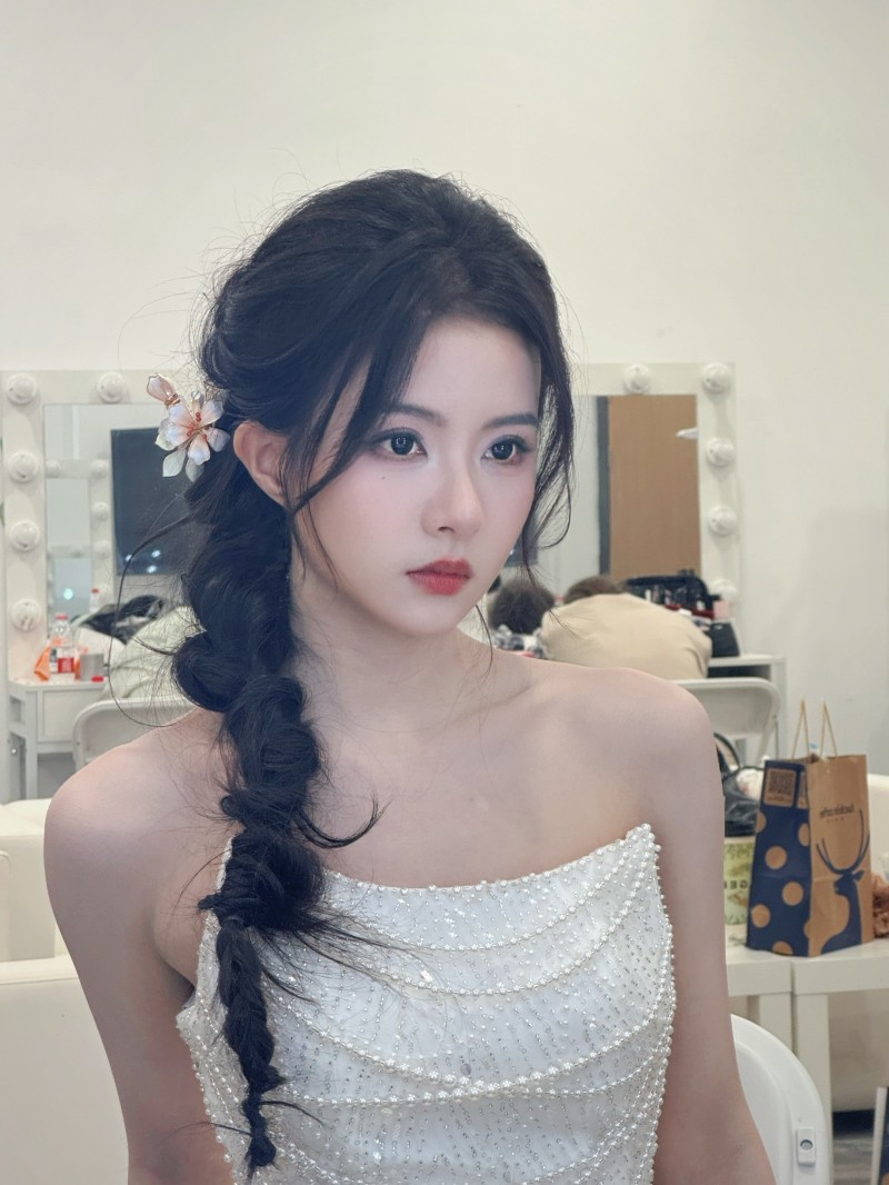 【QY球友会】好米😍解说方游晒照：子弹是故意打偏的， 玫瑰是无意走丢的