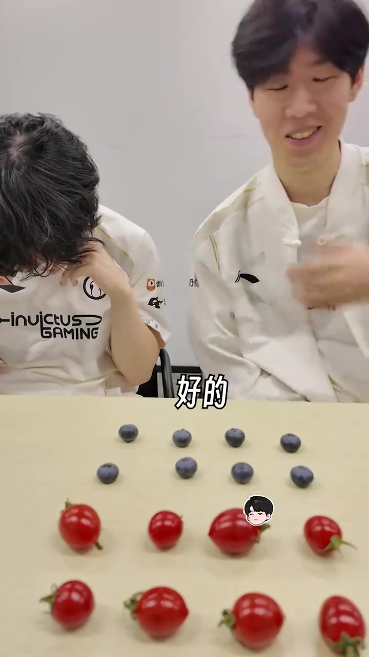 【QY球友会】iG分享中上整活小游戏：不要笑挑战么？有意思