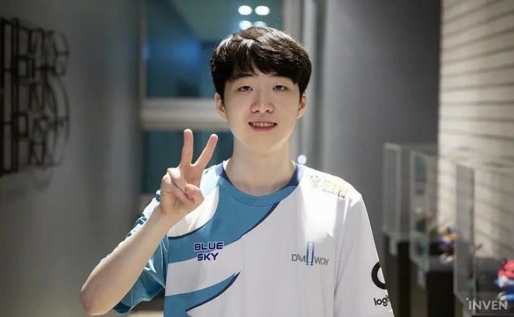 外媒爆料：Ghost复出参加拉美次级联赛，加入Estral Esports