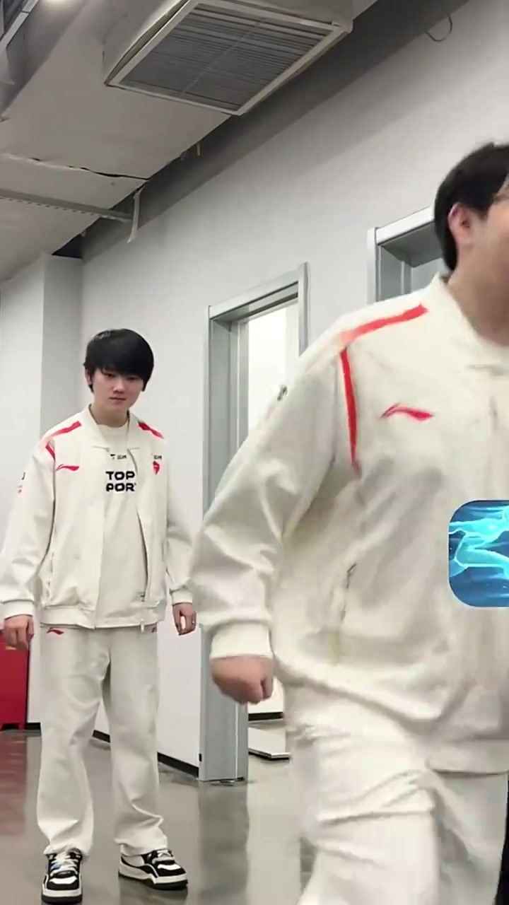 【QY球友会】JackeyLove发布视频:真请到高人了...