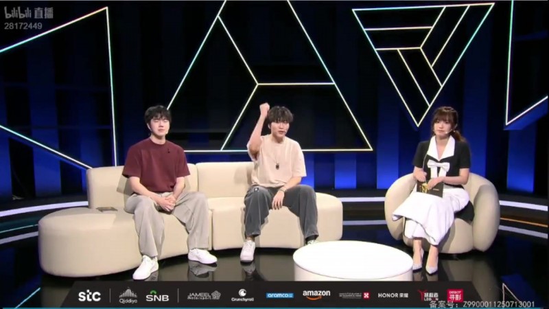 【QY球友会】解说MacT:我们接受失败 但是永远不要放弃重头再来的勇气 LPL加油