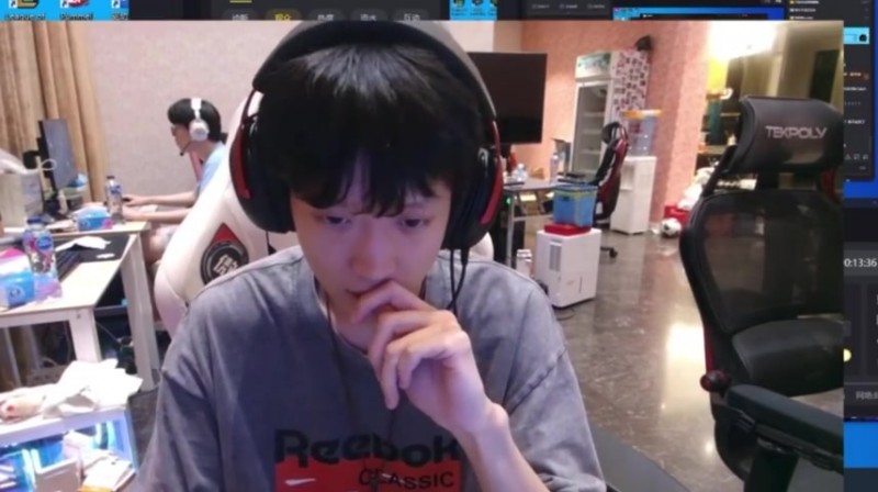【QY球友会】弹幕讨论🚬Shanks:无所谓封了就封了吧 反正是官方号不是我号