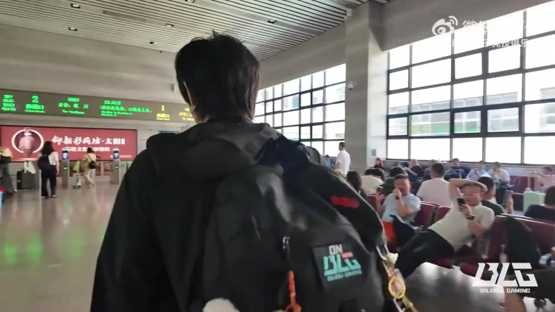 【QY球友会】BLG发布赛事Vlog:首轮收官,次轮首胜,开个好头