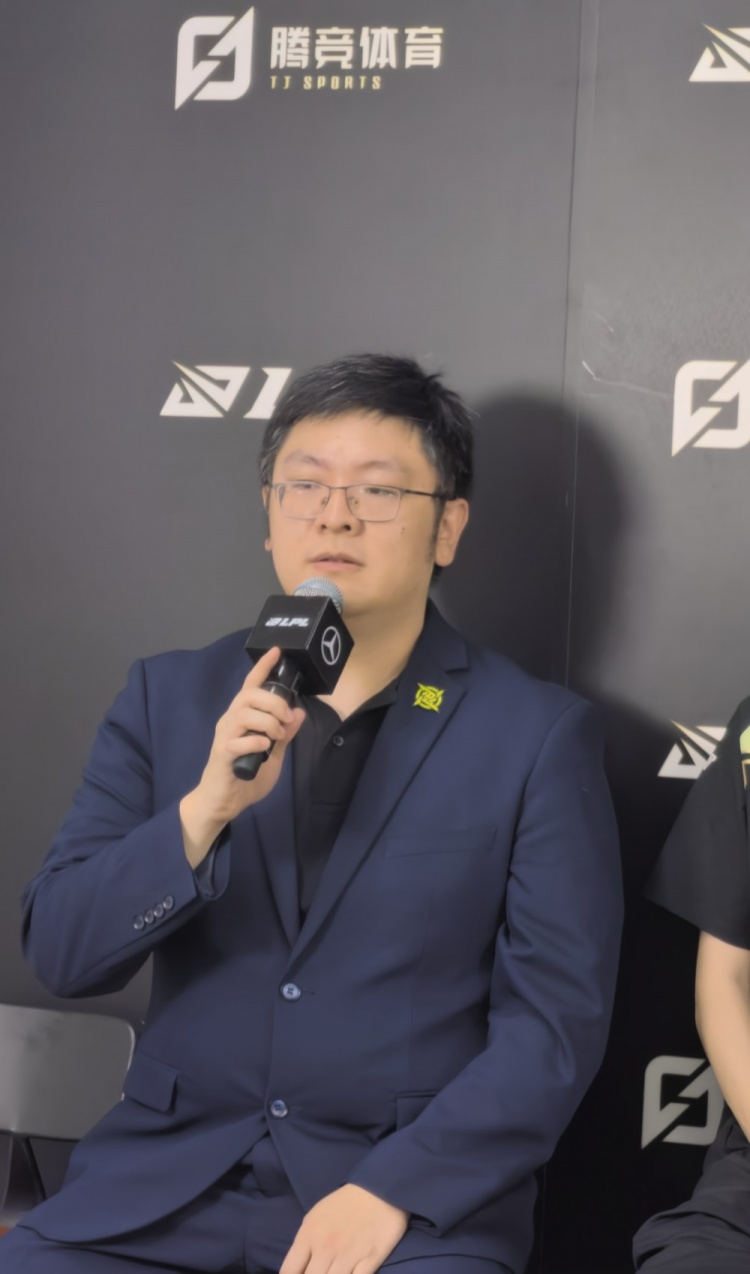 对面是会抢你蜘蛛还是咋滴？NIP教练：对面BP做的针对无懈可击