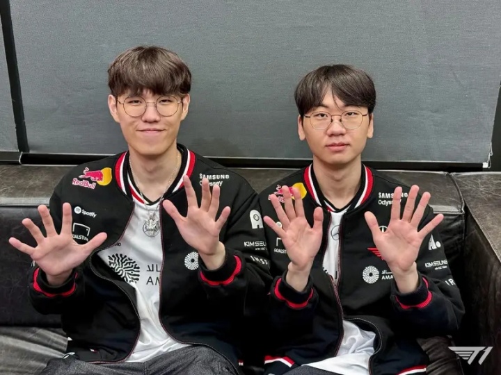 T1晒上野合照：Oner的五杀＆Doran的LCK400胜 ​​​