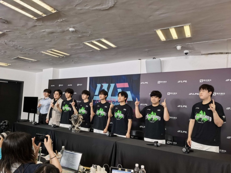 已经有点期待世界赛了！ON：给世界赛对手看看LPL一号种子的实力