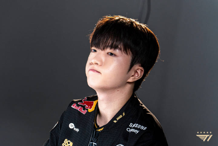 【QY球友会】T1低迷原因找到了?Keria:出现肠胃问题和感冒,状态急剧下滑