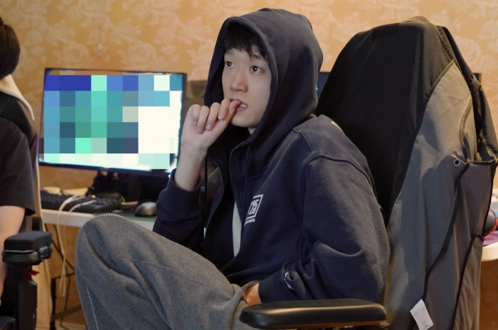 【QY球友会】都在吃瓜🍉BLG商K事件迅速发酵,包括Shanks、369在内的多位选手空降BLG超话