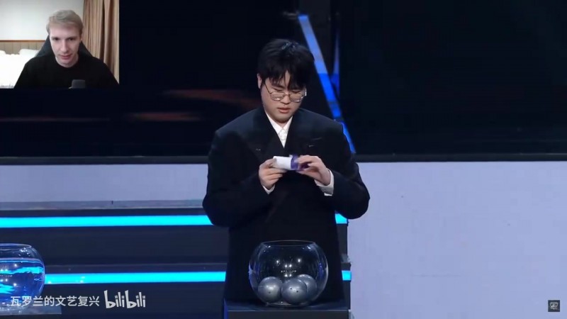 【QY球友会】G2老兵Jankos和韩媒女记者看G2淘汰破大防:都是人机吗!FXXK!