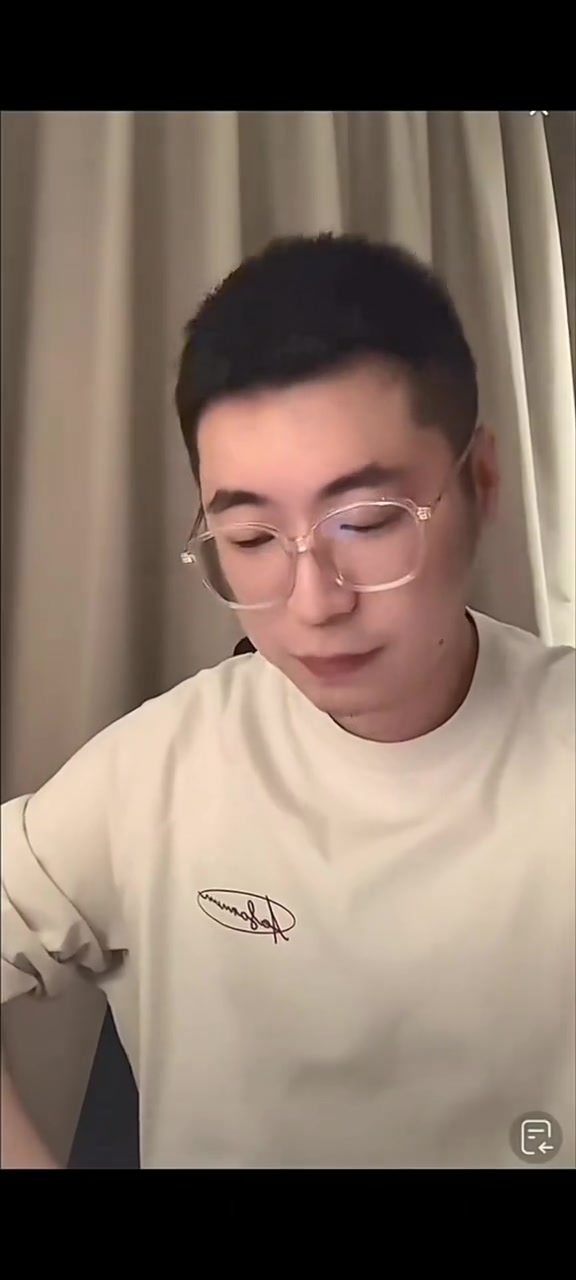 【QY球友会】PTSD了!王多多:明天又是我解说,BLG BO3再犯迷糊我是不相信的