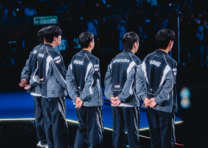 【QY球友会】TES官博发文告别S15:很抱歉,我们糟糕的对局辜负了大家的期待