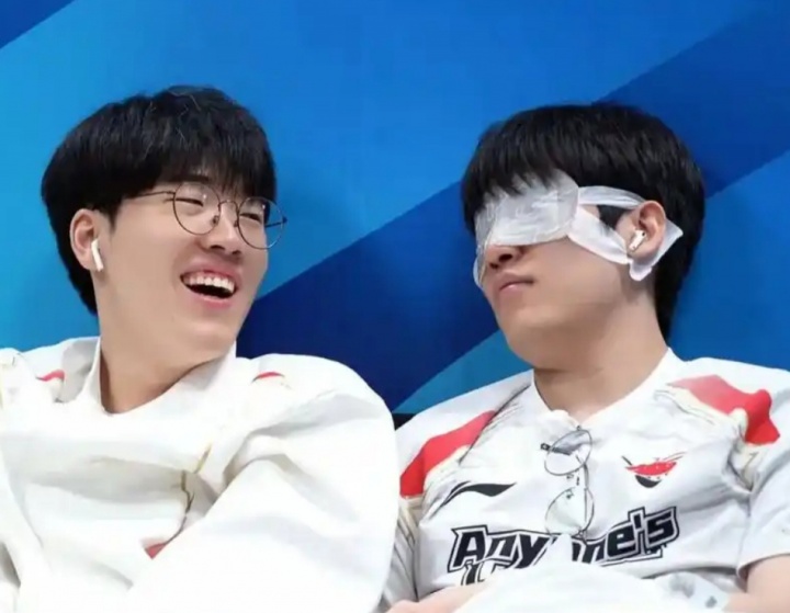 【QY球友会】牢枪你还在犹豫什么?LPL爆料人:tarzan也续约了 就差上路了