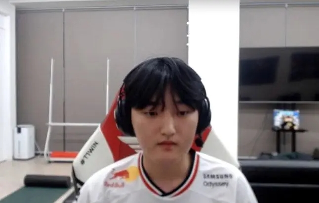 【QY球友会】Peyz:想拿很多冠军所以加入T1;我们能成为LCK最强下路