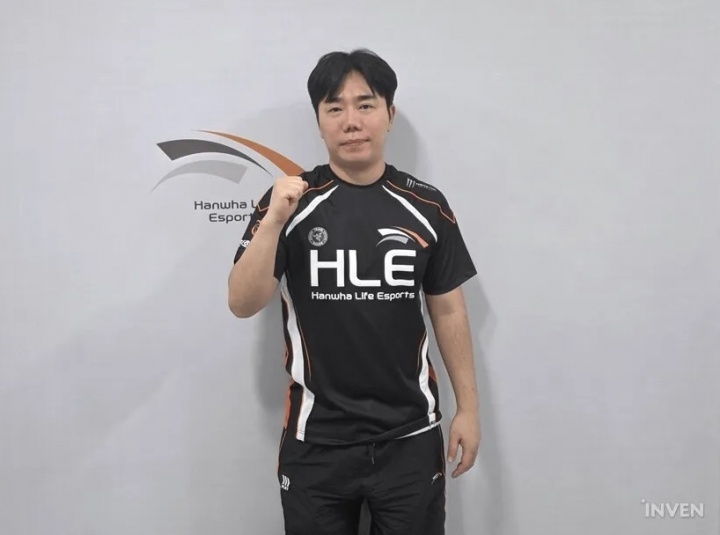 【QY球友会】Homme:相比中国这里的环境确实更好,战队体系构建得非常完善