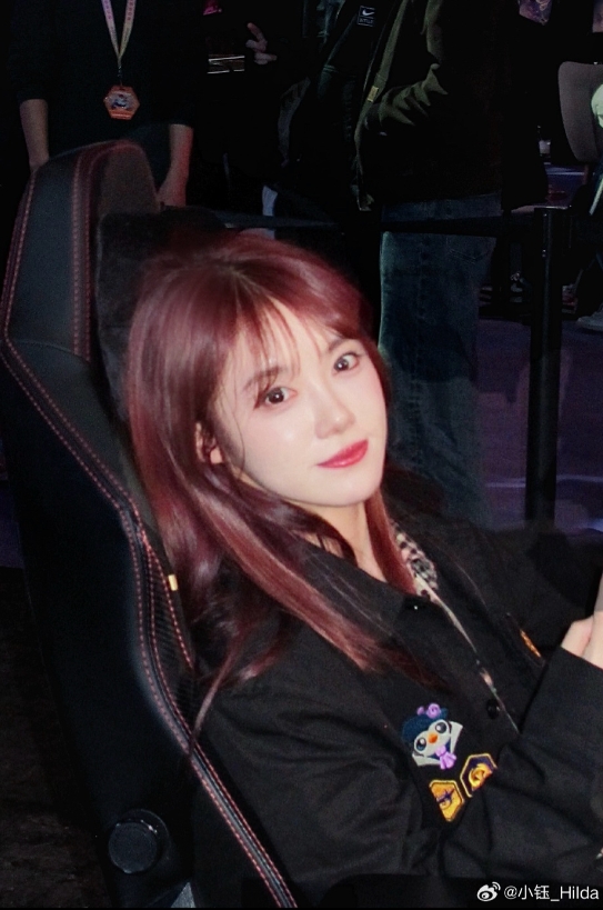 【QY球友会】羡慕Rookie!小钰晒照:TPO太好玩咯