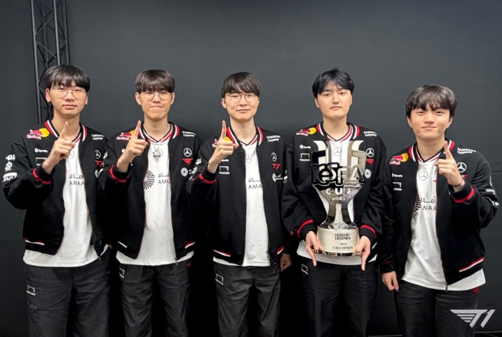 【QY球友会】夺得新阵容首冠!吧友们觉得T1新赛季DOFPK这个阵容的强度如何?