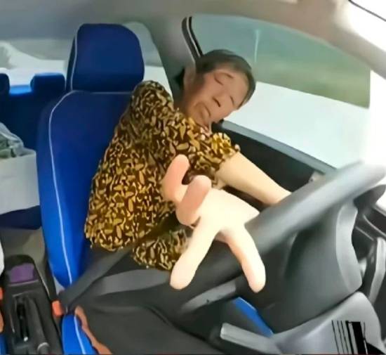 【QY球友会】最抽象的一集!QQ飞车邀请