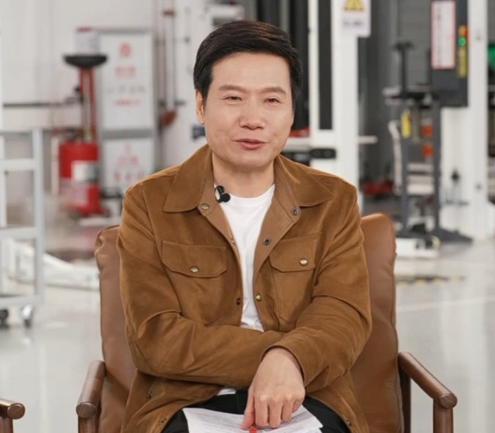 【QY球友会】雷军：小字确实是行业陋习，小米从现在做起立马整改